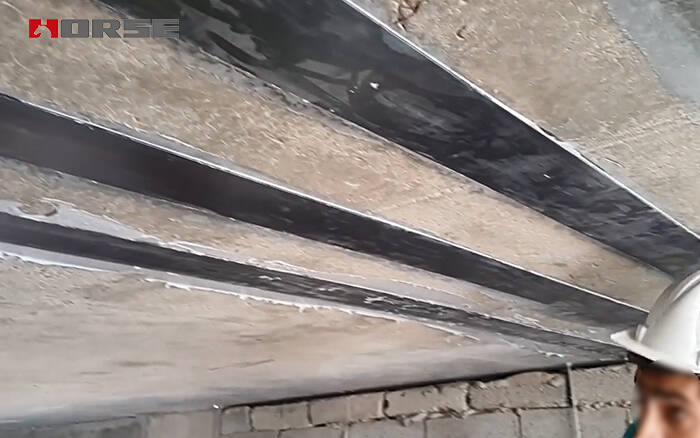 Small Box girder reinforcement-Prestressed CFRP plate