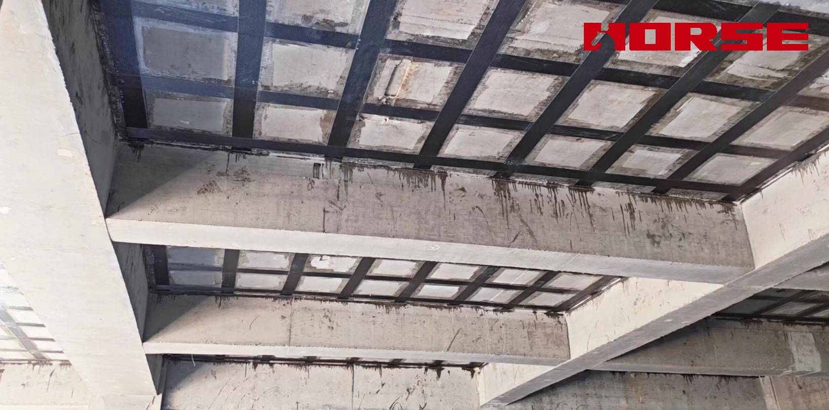 Améliorer la capacité de charge de la dalle en béton par renforcement composite FRP Améliorer la capacité de charge de la dalle en béton par renforcement composite FRP