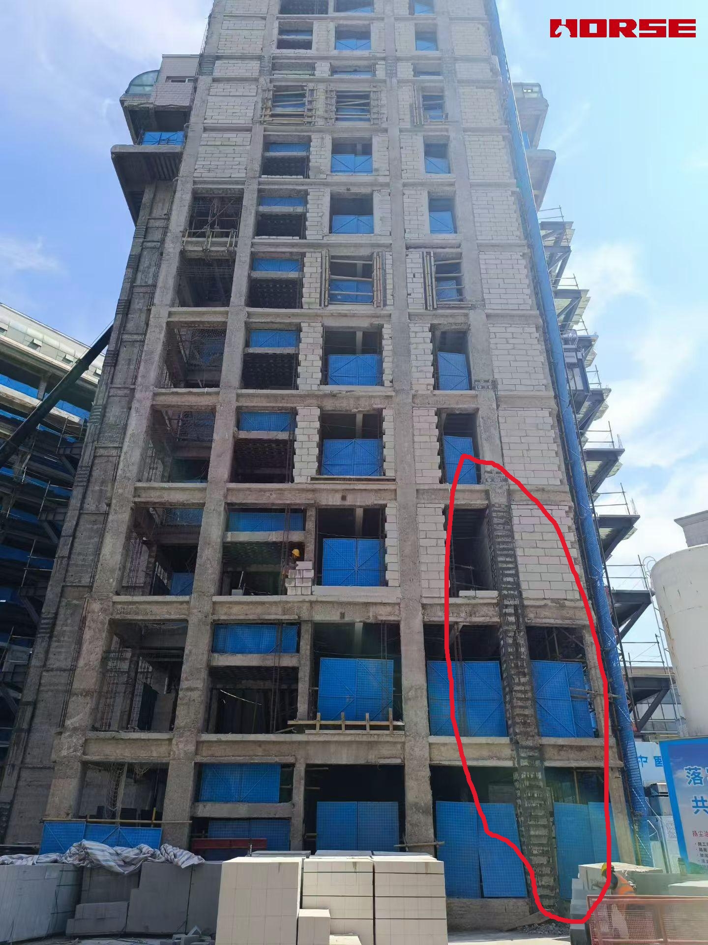 Rénovation et renforcement structurel d'un immeuble de bureaux de grande hauteur Rénovation et renforcement structurel d'un immeuble de bureaux de grande hauteur