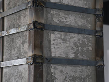 Ingénierie structurelle en béton armé par plaque d'acier