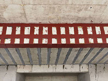 Application de la méthode de renforcement en acier collé au renforcement des charpentes ferroviaires