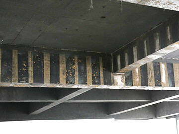 Application de tissu en fibre de carbone unidirectionnelle au renforcement de la déflexion des poutres